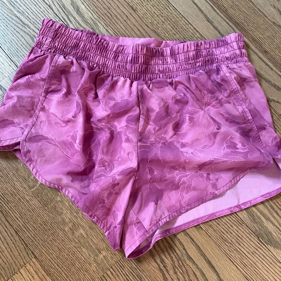 Zella Pants - Zella hot pink athletic 3 inch short size M